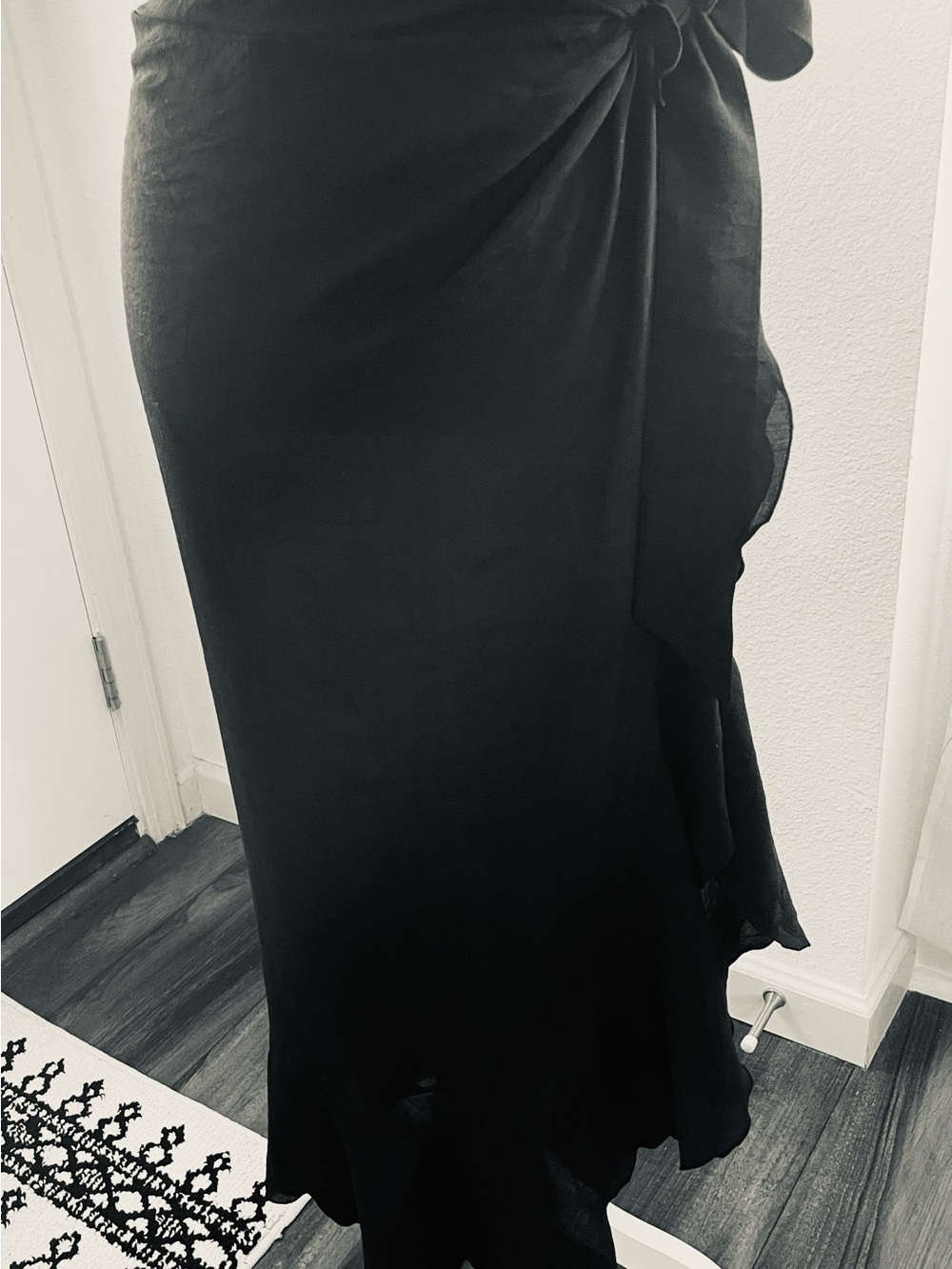 Cupshe Black Wrap Swimsuit Wrap Skirt with Side Tie
